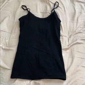 women’s black tank top